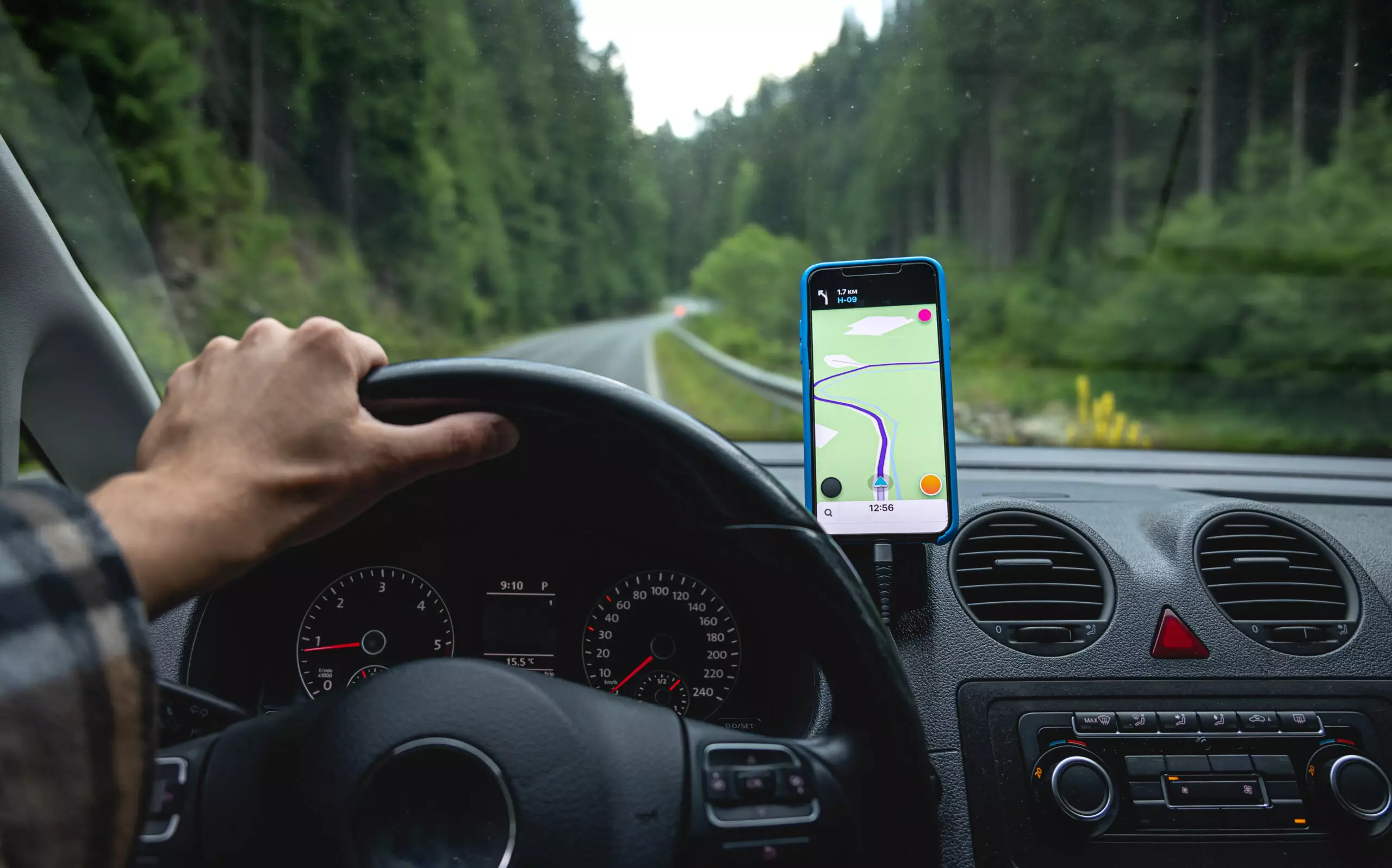 Geofence Alert in Car